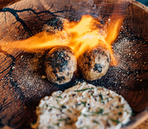 Картофель на костре с маслом из белого уральского гриба