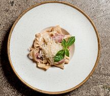 Паста с цыпленком и шампиньонами