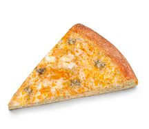 Пицца Три сыра кусочек