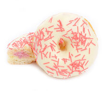 Пончик вишневый