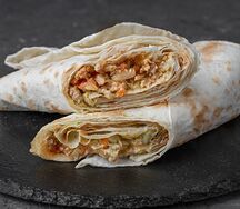 Фирменное Budo в лаваше с курицей