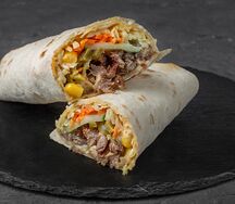 Мексиканская шаурма с говядиной средняя