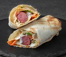 Хот-дог в лаваше с говяжьей сосиской