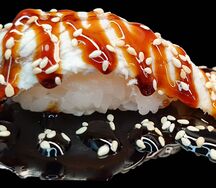 Суши с угрем