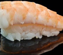 Суши с креветкой