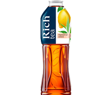 Rich холодный черный чай с лимоном