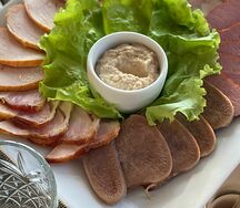 Ассорти мясное