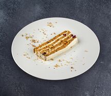 Морковный торт с грецким орехом