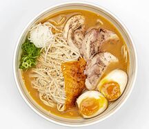 Сырный рамен с курицей 
