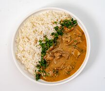 Цыпленок в соусе карри