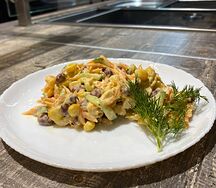 С копченой курицей и фасолью