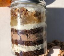 Десерт TO GO груша-орехи-шоколад