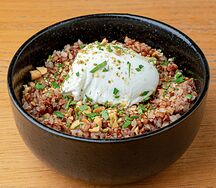 Греча с говядиной и яйцом