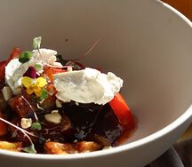 Тёплый салат с баклажанами