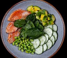 Салат с лососем
