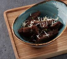 Чесночные гренки с пармезаном