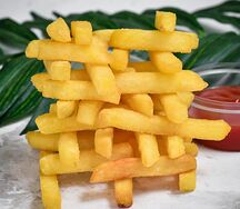 Картофель фри с соусом
