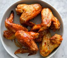 Куриные крылья на мангале