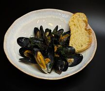 Мидии в соусе Шампань