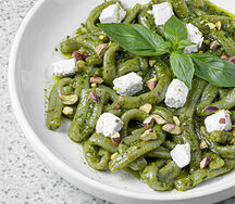 С песто и фетой