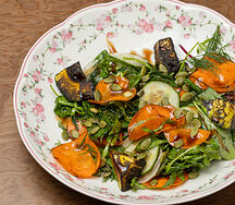 Салат с обожженным авокадо