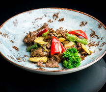 Баранина в устричном соусе