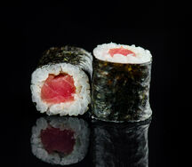 Ролл с тунцом