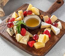 Плато из сыров