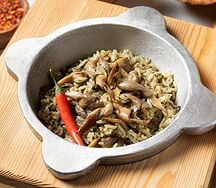 Плов с грибами и трюфелем