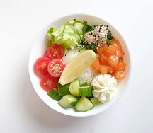 Поке с лососем