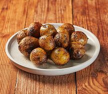 Молодой картофель на гриле