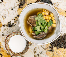 Пити с ягненком