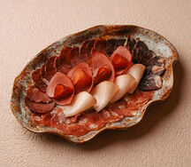 Мясная тарелка 