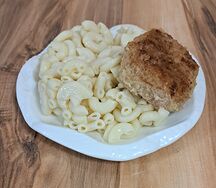 Макароны с котлетой из говядины