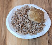 Гречка с котлетой из говядины