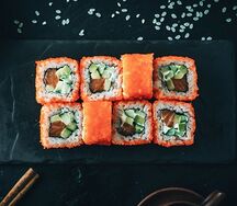 Калифорния с лососем