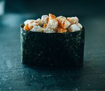 Гункан с угрем