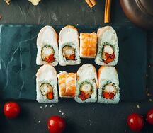 Император с креветкой