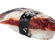 Суши с угрем