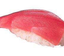 Суши с тунцом