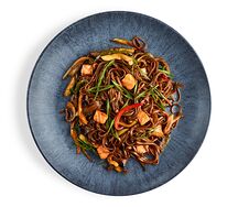 Wok с семгой