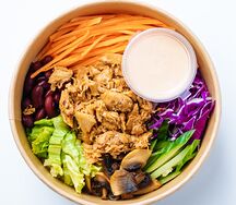 Боул с рисом и красной капустой