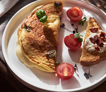 Омлет с сыром моцарелла