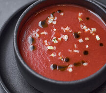 Гаспачо с черешней