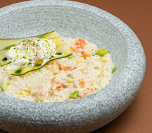 Ризотто с креветками, цукини, страчателлой