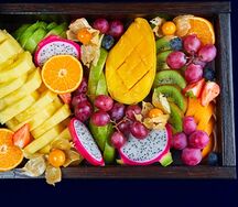 Ассорти из экзотических фруктов