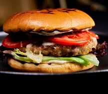 Бургер с котлетой из индейки