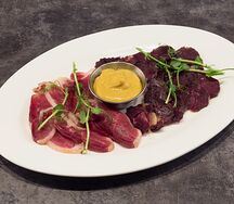 Мясная нарезка