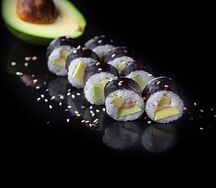 Маки с авокадо