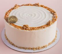 Морковный с карамелью